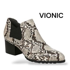 Vionic Women's Snakeskin Ankle Boots - Black and Cream